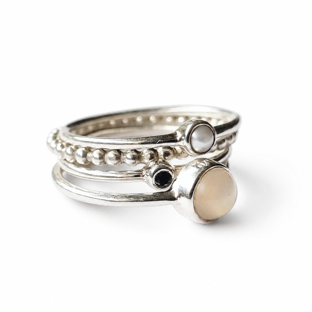 PUNTO black amethyst silver ring