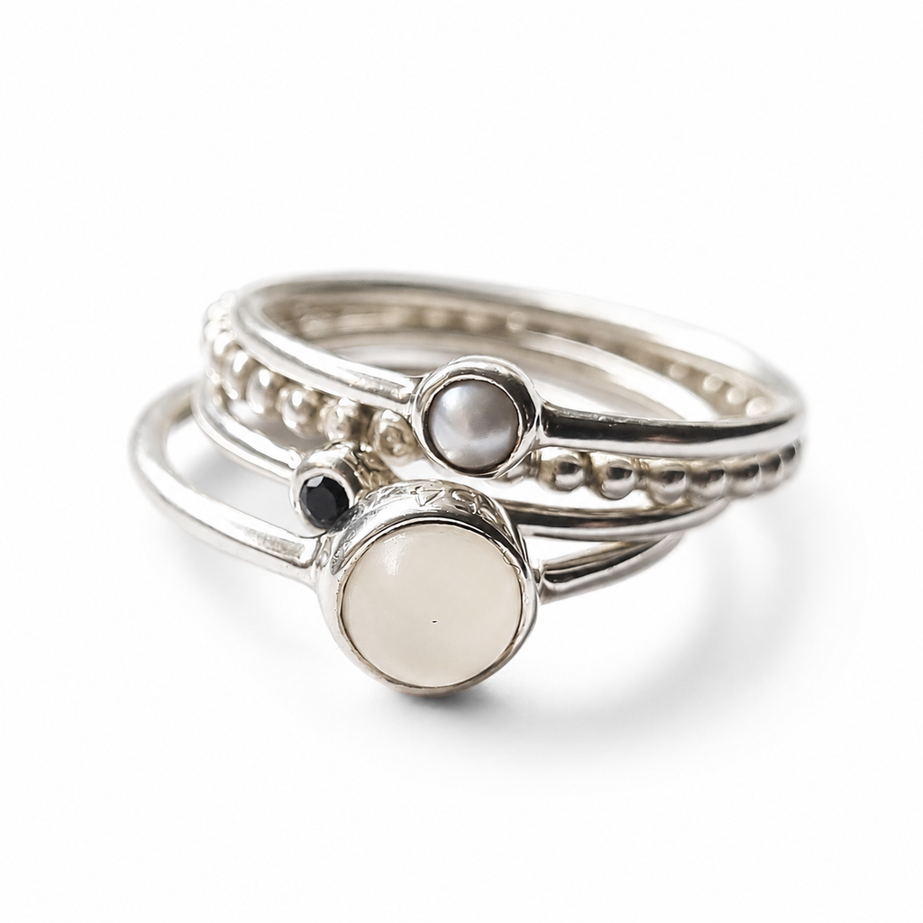 MOON moonstone silver ring